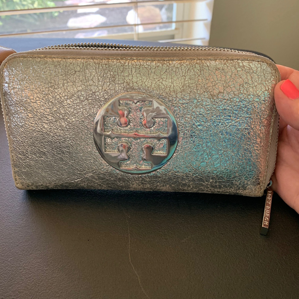 Tory Burch Continental Wallet
